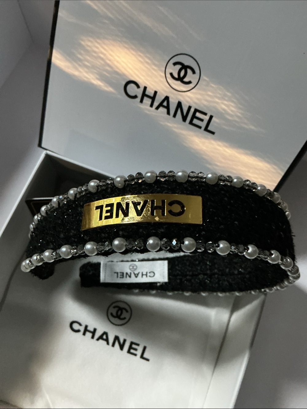 Authentic CHANEL  Black and Gold Pearl-Trim Headband - Picture 13 of 15